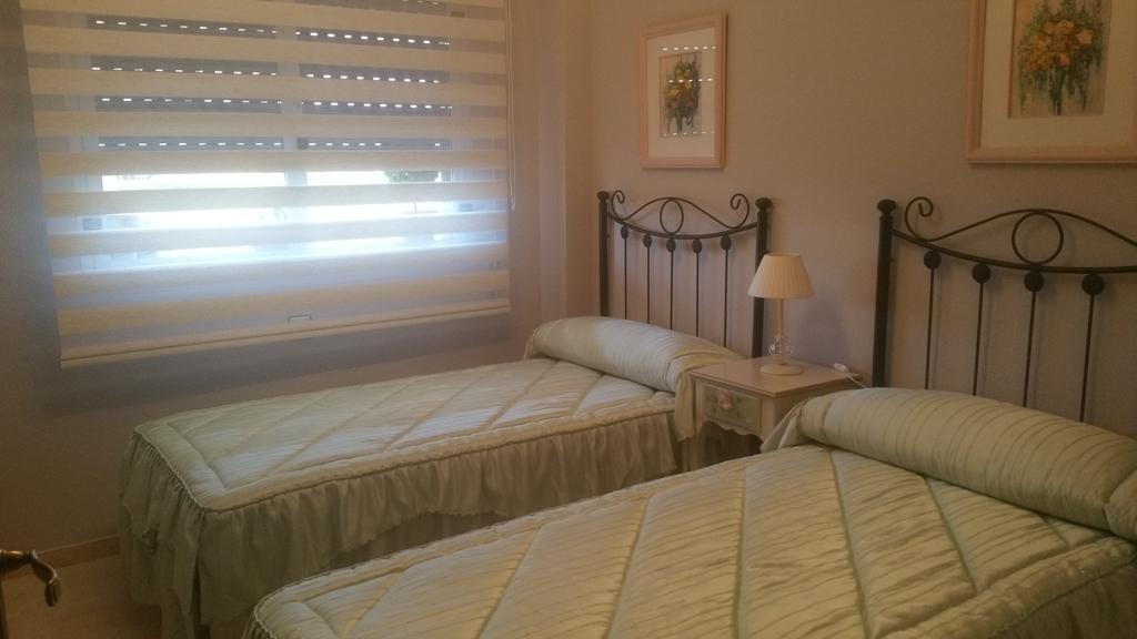 Apartamento Eduardo Dato Sewilla Zewnętrze zdjęcie