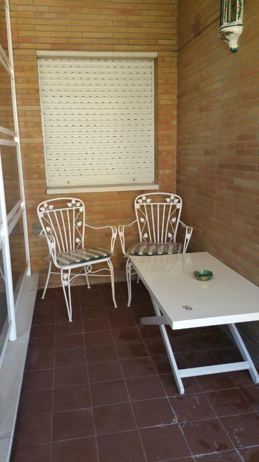 Apartamento Eduardo Dato Sewilla Zewnętrze zdjęcie